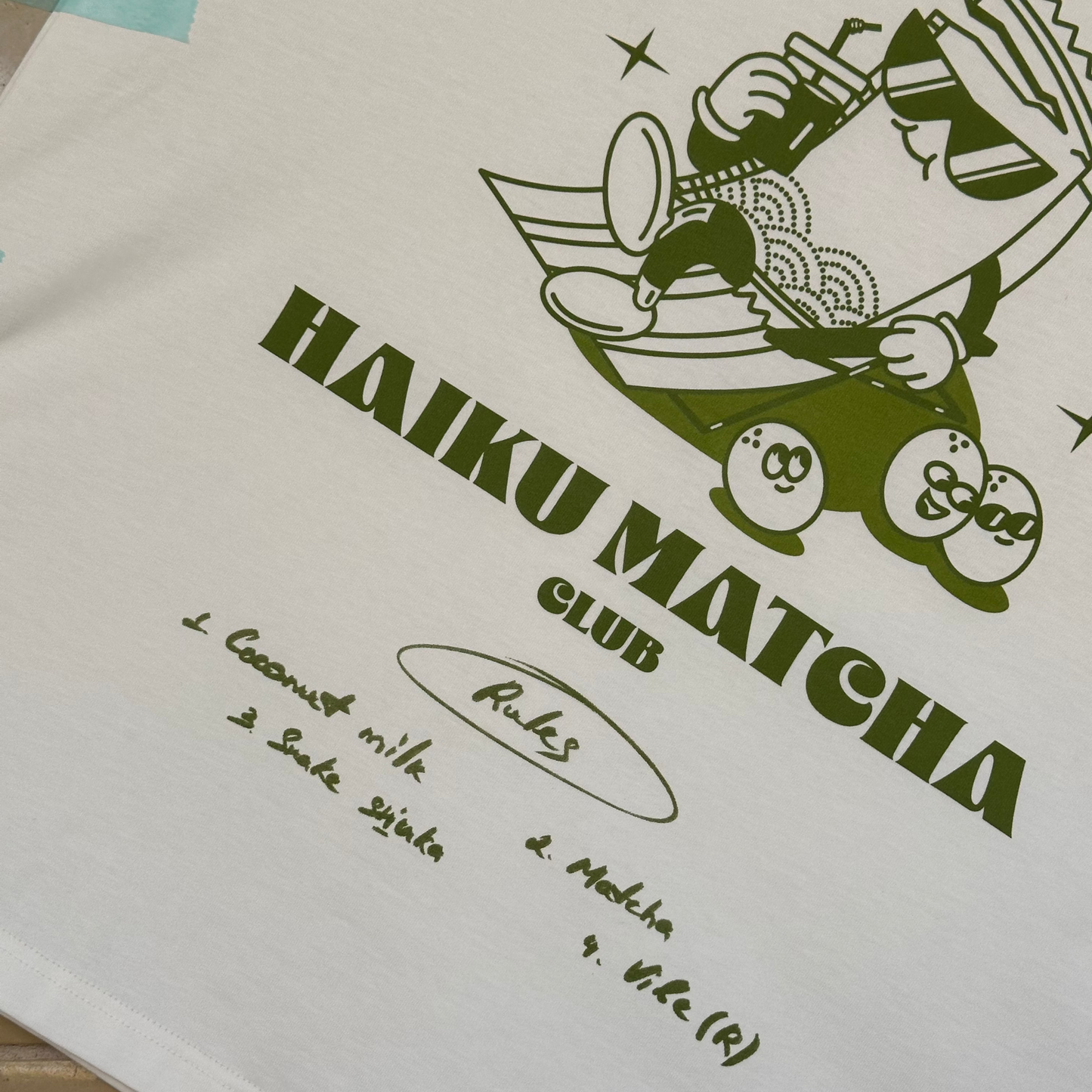 Футболка в колаборації Haiku & Located